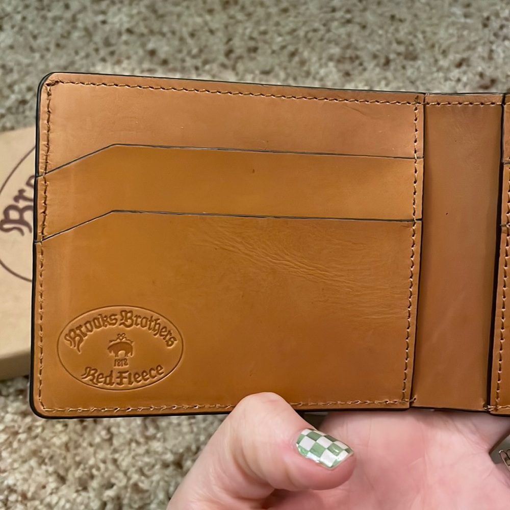Brooks Brothers light brown wallet NIB